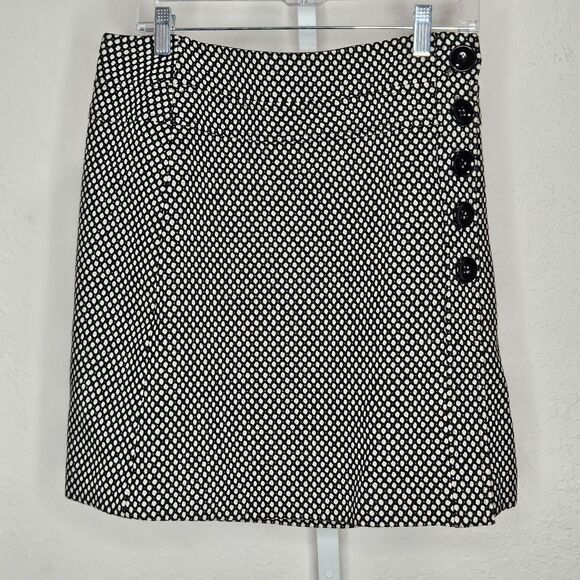 Talbots Petites Wool Skirt Black White Polka Dot Button Detail Lined Size 8P - Picture 1 of 6